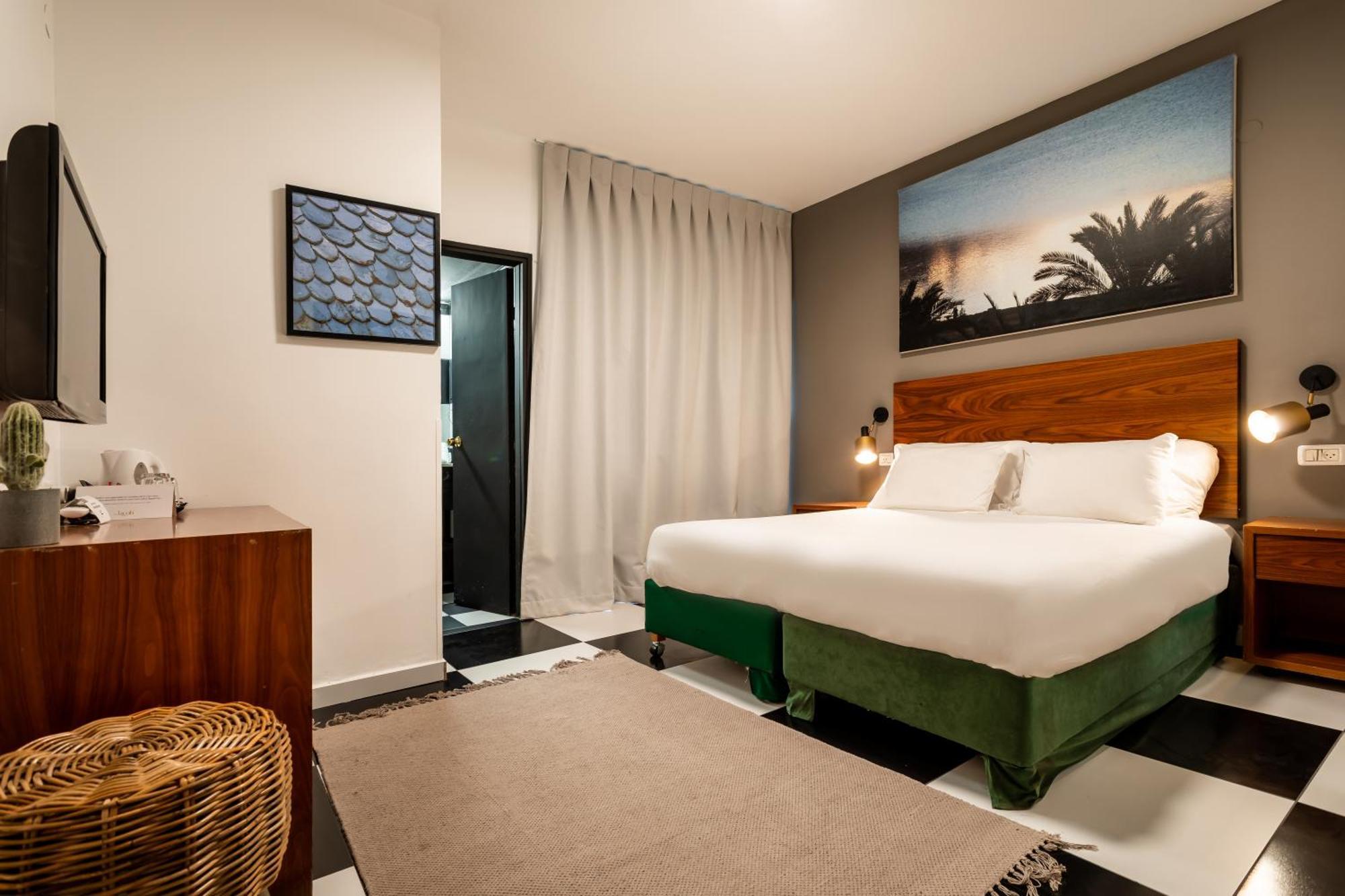 Jacob Tiberias Hotel Bagian luar foto